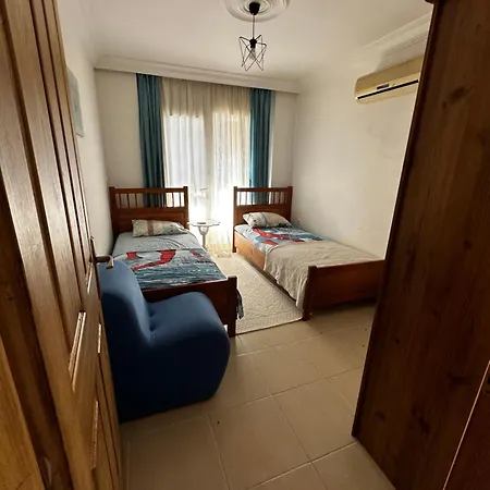 Havuzlu Ev Apartament Kusadası